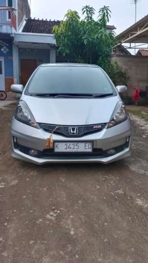 Jual bekas Jazz rs 2013 manual,lokasi di  
