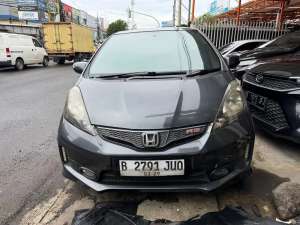 Jual bekas Jazz RS Matic GE8 2013 Grey,lokasi di Tangerang Kota