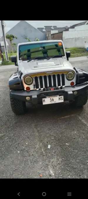 Jual bekas Jeep RUBICON 2012 DIESEL METIC,lokasi di Cirebon Kab.