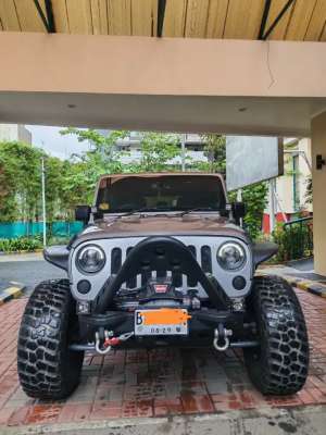 Jual bekas Jeep Wrangler 3.6 10th anniversary 2013,lokasi di Jakarta Utara