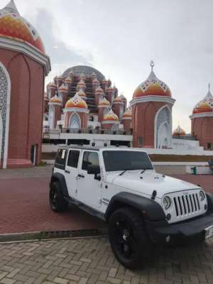 Jual bekas Jeep Wrangler diesel matic tahun 2014,lokasi di  
