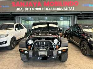 Jual bekas Jeep Wrangler Rubicon Sport 4x4 AT 20122013,lokasi di Palembang Kota