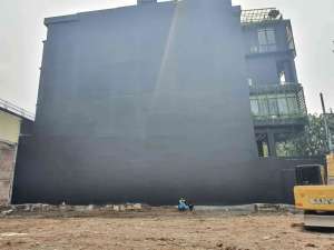 Jl. Dr. Soetomo lokasi di Surabaya Kota, tersedia melalui melalui situs Olx