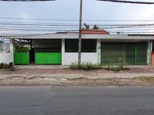 Jl Tenggilis Mejoyo lokasi di Surabaya Kota, tersedia melalui melalui situs Olx