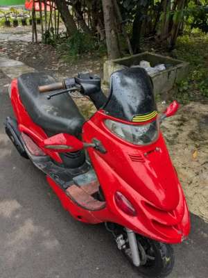 Jual bekas Jrd 125 strom Kymco dink,lokasi di Bekasi Kab.