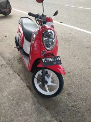 Jual bekas Jual 1 unit Honda Scoopy 2016 mulus tunggal pake,lokasi di Banda Aceh Kota