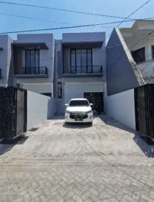 Jual 2 Unit Rumah Baru Gress 2 Lantai Lebak Arum, Tambaksari, Kenjeran lokasi di Surabaya Kota, tersedia melalui melalui situs Olx