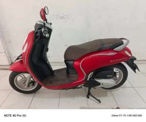 Jual bekas Jual beli scoopy th 2022 samping kompelik Andika hairi motor bjm,lokasi di Banjarmasin Kota