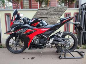 Jual bekas JUAL CBR FACELIFT TAHUN 2019,lokasi di Jakarta Barat