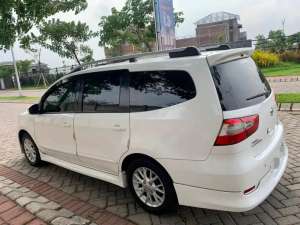 Jual bekas Jual cepat BU Nissan Grand Livina HWS AT 2014 Matic Putih mulus irit,lokasi di Sidoarjo  Kab.