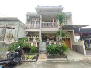 Jual Cepat BU Rumah CantikTerawat, 2 Lantai, Siap Huni di Darmawangsa Residence Bekasi lokasi di Bekasi Kab., tersedia melalui melalui situs Olx