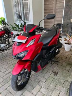 Jual bekas Jual Cepat BU Vario 160 2022,lokasi di Bandung Kota