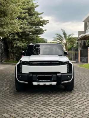 Jual bekas Jual CepatChery J6T RWD Baru greslangsung isi nama pembeli,lokasi di Surabaya Kota