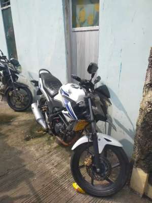 Jual bekas Jual cepat Honda cb 150,lokasi di Jakarta Utara