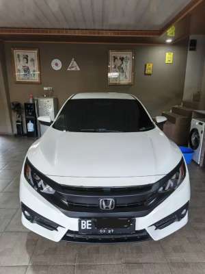 Jual bekas Jual Cepat Honda Civic 1.5 Turo bensin-AT,lokasi di Bandar Lampung Kota