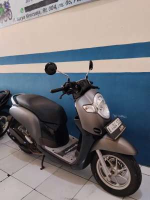 Jual bekas JUAL CEPAT Honda scoopy donat 2017 super mulus,lokasi di Tangerang Selatan Kota