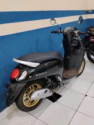 Jual bekas jual cepat Honda Scoopy stylish keyles 2021 gres,lokasi di Tangerang Selatan Kota