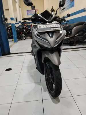 Jual bekas JUAL CEPAT Honda vario 150cc 2019 pajak hidup,lokasi di Tangerang Selatan Kota