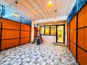 JUAL CEPAT KOST TANJUNG DUREN 4 LANTAI EMINENCE lokasi di Jakarta Barat, tersedia melalui melalui situs Olx