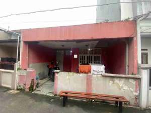 Jual Cepat Masuk Mobil,Rumah Perumnas Klender lokasi di Jakarta Timur, tersedia melalui melalui situs Olx