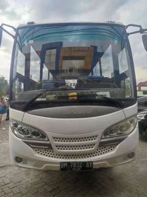 Jual bekas Jual Cepat Mobil Bus Colt Diesel FE84 G BC 4x2 MT Harga Nego,lokasi di  