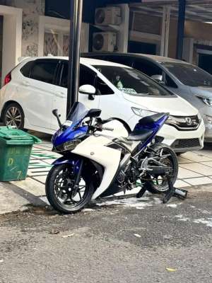 Jual bekas Jual cepat motor R25,lokasi di Karawang Kab.