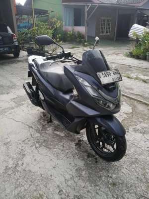 Jual bekas Jual cepat PCX 160cc ABS 2022 Pajak Hidup,lokasi di  