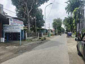 Jual Cepat Rumah 2 Lantai Daerah Krakatau Medan lokasi di Jakarta Barat, tersedia melalui melalui situs Olx