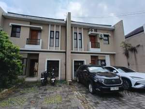 JUAL CEPAT RUMAH 2 LANTAI KOMPLEK SUKAHAJI GERLONG KOTA BANDUNG lokasi di Bandung Kota, tersedia melalui melalui situs Olx