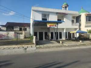 Jual Cepat Rumah 2,5 Lantai Siap Huni di Bambu III Medan lokasi di Medan Kota, tersedia melalui melalui situs Olx