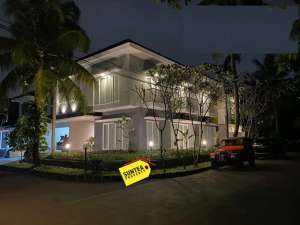 Jual Cepat Rumah Bagus dan Luas di River Park Bintaro Sektor 8 SD lokasi di Tangerang Selatan Kota, tersedia melalui melalui situs Olx