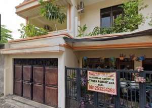 Jual Cepat Rumah Besar cocok untuk Rumah TinggalKostKantor lokasi di Sidoarjo  Kab., tersedia melalui melalui situs Olx