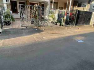 JUAL CEPAT RUMAH KELAPA NIAS 3 LANTAI AC lokasi di Jakarta Utara, tersedia melalui melalui situs Olx