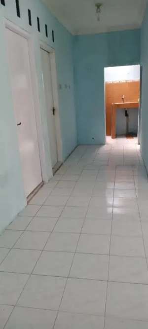 JUAL CEPAT RUMAHKIOS. LOKASI STRATEGIS. SIAP DIHUNIUNTUK BISNIS lokasi di Bogor Kota, tersedia melalui melalui situs Olx