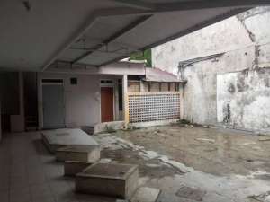 JUAL CEPATRUMAH LAMA HITUNG TANAH GAYUNGSARI KETINTANG lokasi di Surabaya Kota, tersedia melalui melalui situs Olx