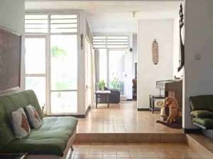 Jual Cepat Rumah Luas 398m Eksklusif di Kebayoran Lama Jakarta Selatan lokasi di Jakarta Selatan, tersedia melalui melalui situs Olx