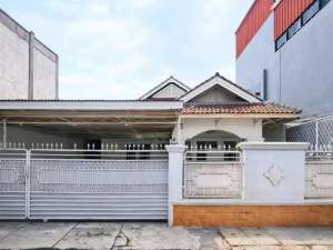 JUAL CEPAT Rumah Pejaten Timur Dijual. Tanah Besar, Jalan Utama , tersedia melalui melalui situs Olx