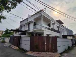 JUAL CEPAT RUMAH SIAP HUNI HOEK 2 12 LANTAI GREENVILLE JAKARTA BARAT IND lokasi di Jakarta Barat, tersedia melalui melalui situs Olx