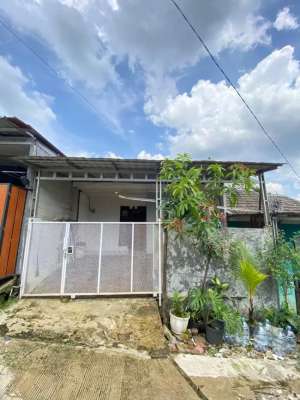 Jual cepat Rumah Take Over Murah lokasi di Bogor Kab., tersedia melalui melalui situs Olx