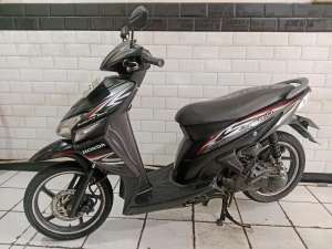 Jual bekas Jual cepat vario cw 2014 surat komplit,lokasi di Depok Kota
