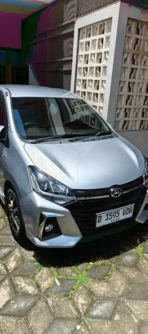 Jual Daihatsu Ayla tipe R tahun 2020 lokasi di  , tersedia melalui melalui situs Olx