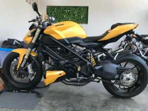 Jual bekas Jual Ducati StreetFighter 848 yellow 2012,lokasi di Bogor Kota