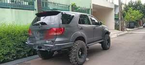 Jual bekas jual fortuner v lux 4x4 bensin CBU 2007,lokasi di Depok Kota