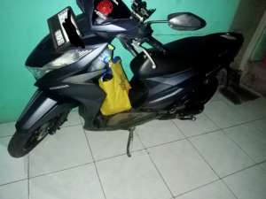 Jual bekas Jual Honda beat fi deluxe warna biru doff 2023 combi brake,,ada casan,lokasi di Jakarta Pusat