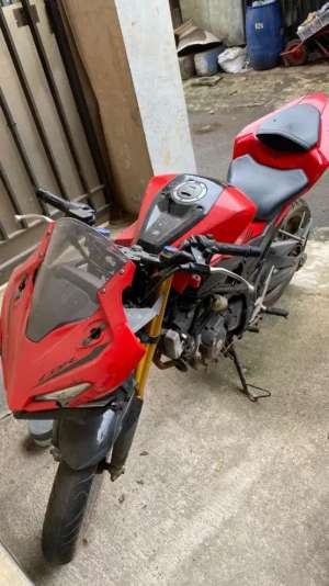 Jual bekas Jual honda cbr150r 2021,lokasi di  ,Jakarta Barat