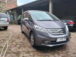 Jual bekas Jual Honda Freed,lokasi di Cimahi Kota