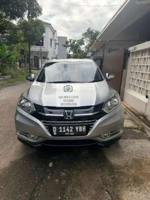 Jual bekas Jual Honda HRV A.T 2016 E tangan pertama Bandung,lokasi di Bandung Kota
