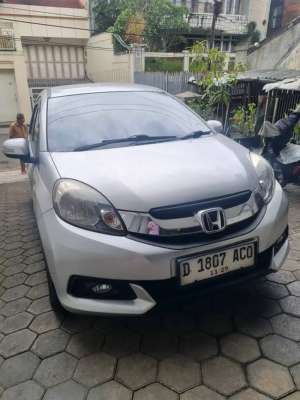 Jual bekas JUAL HONDA MOBILIO E CVT MATIC WARNA SILVER BANDUNG KONDISI TERAWAT,lokasi di Bandung Kota