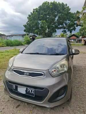 Jual bekas Jual Kia Picanto SE 1.2 AT 2011,lokasi di Sleman Kab.