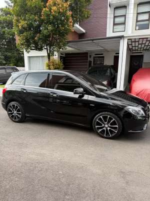 Jual bekas Jual mercedes b200 thn 2012,lokasi di Bandung Kota